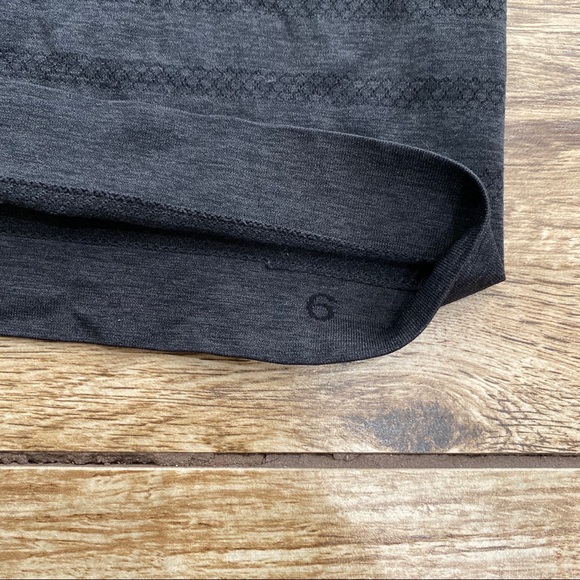 Lululemon Ebb and Flow Racerback Tank Size 6 Black - Picture 6 of 8